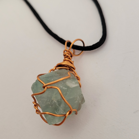 Flourite pyrimid