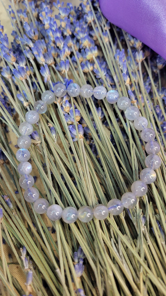 Labradorite bead bracelet