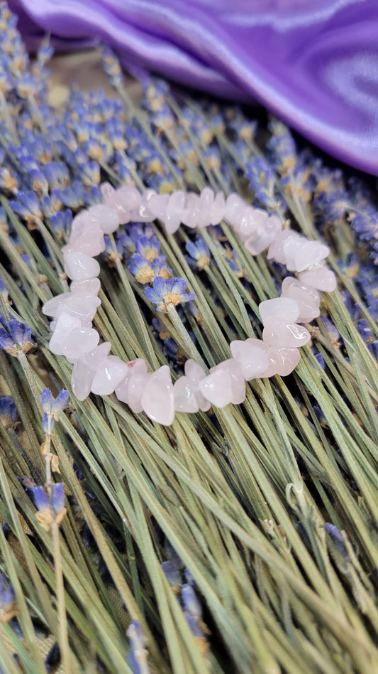 rose quartz chip bracelet