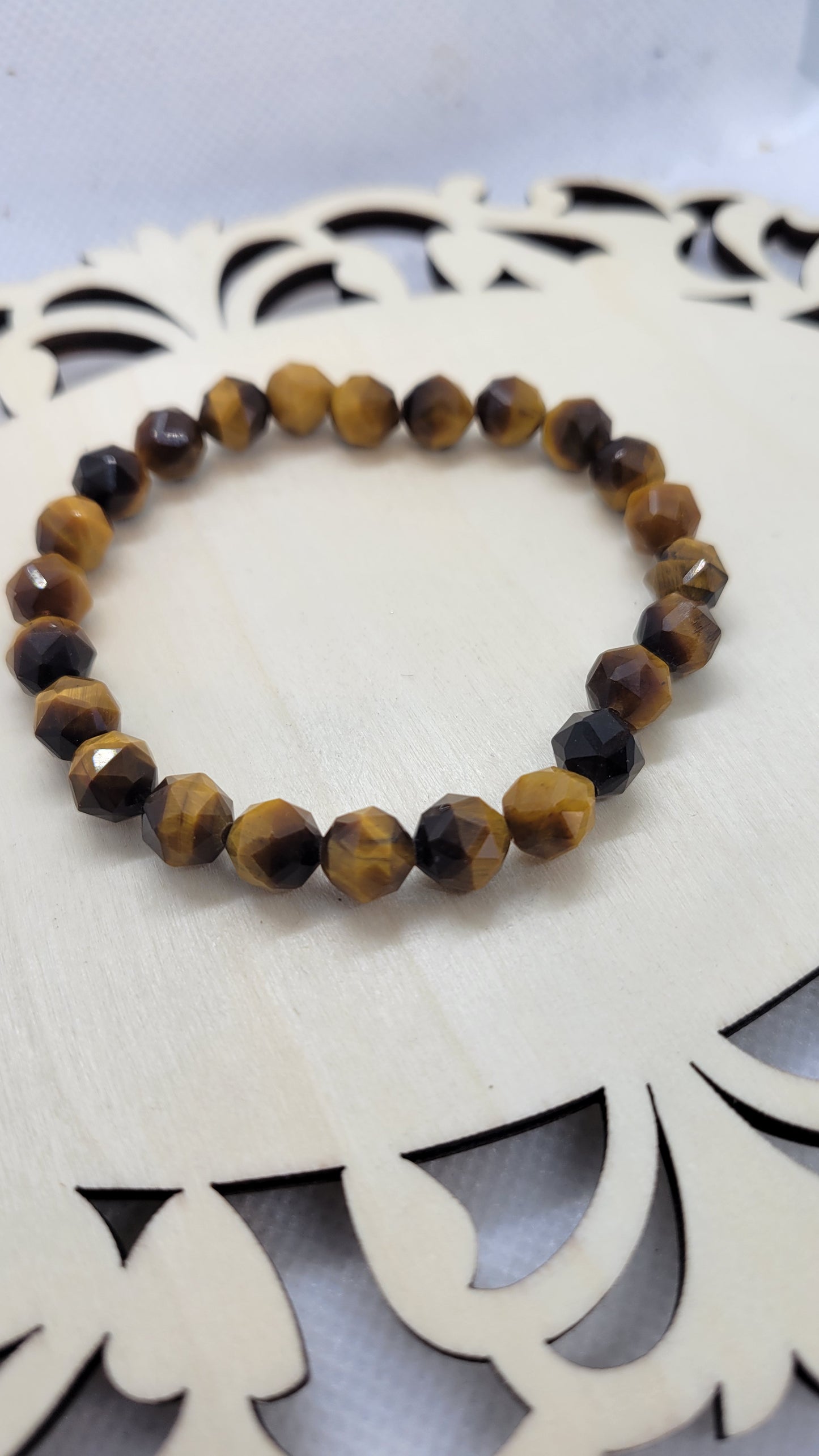 Tigers eye faceted bracelet