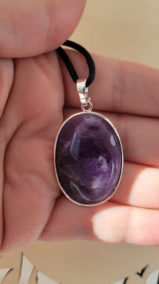 Amethyst pendant necklace