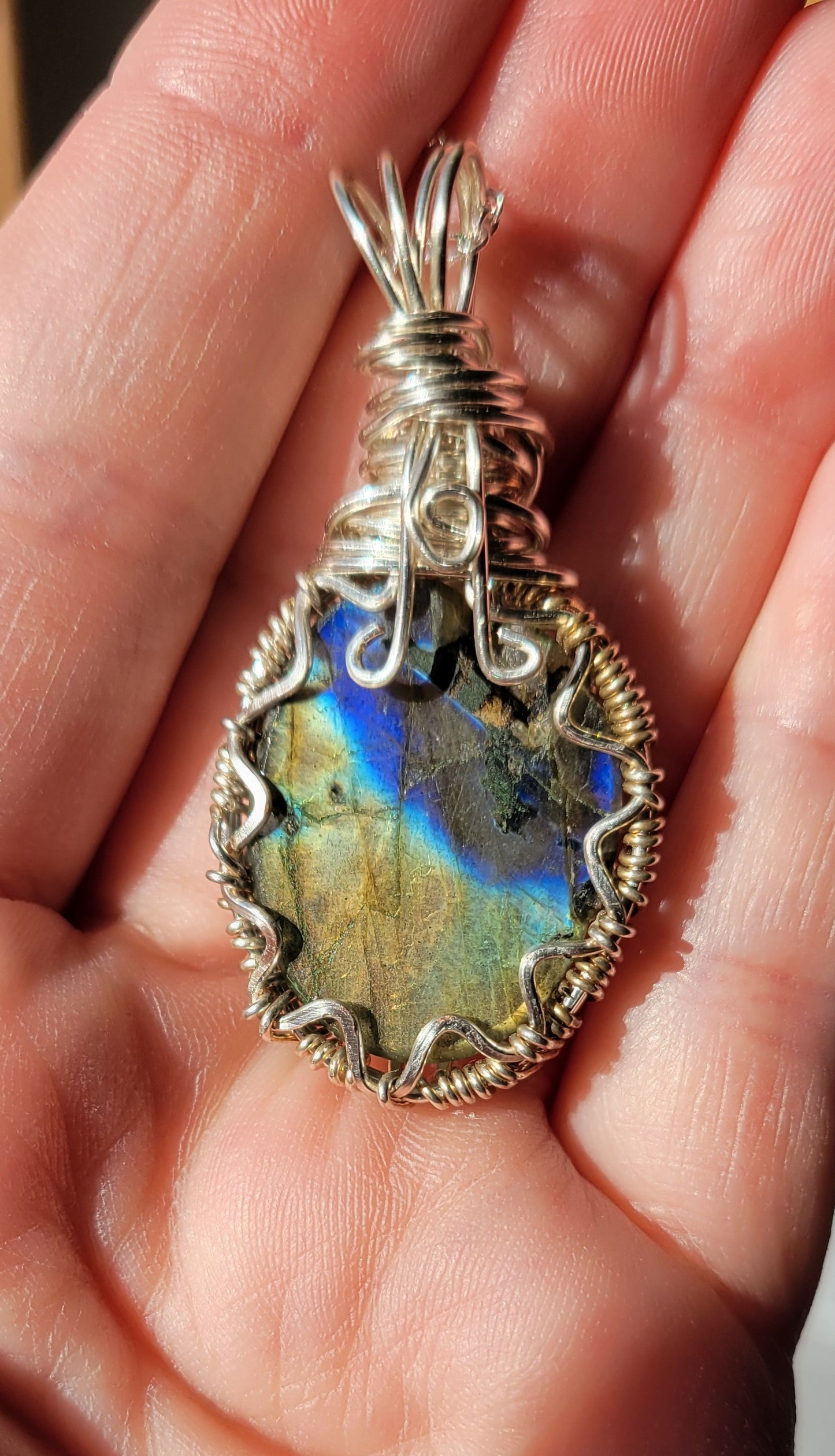 labradorite necklace