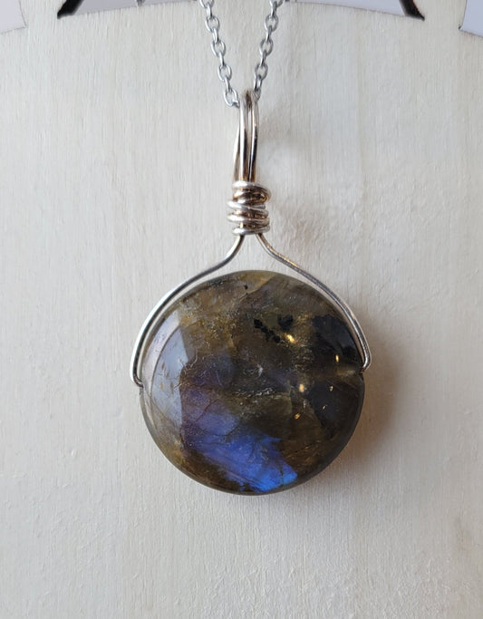 labradorite necklace