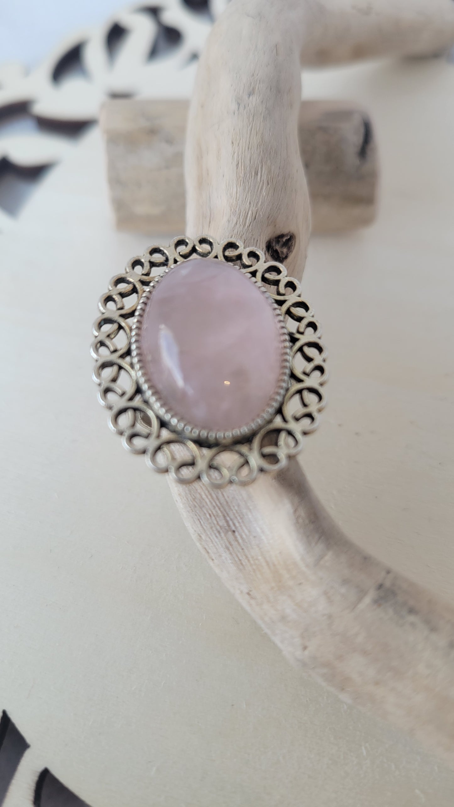 Adjustable rose quartz ring