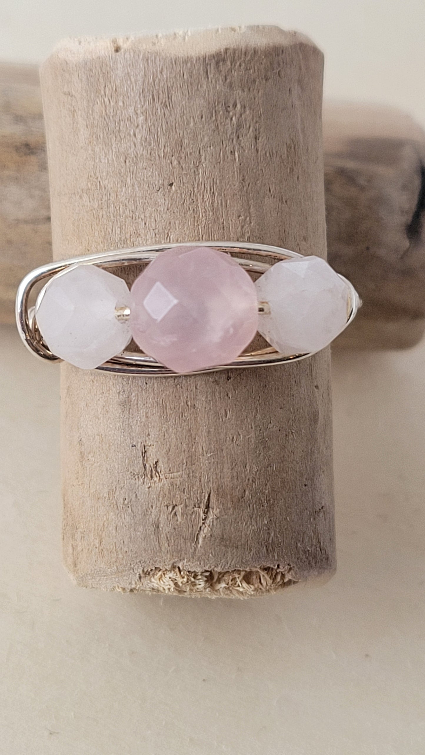 Rose quartz crystal ring