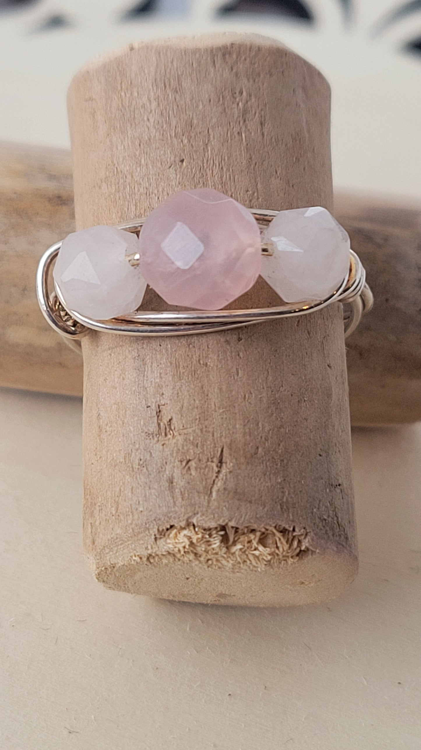 Rose quartz crystal ring