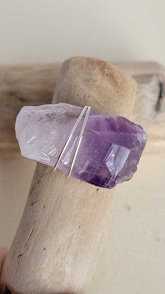 Amethyst crystal ring