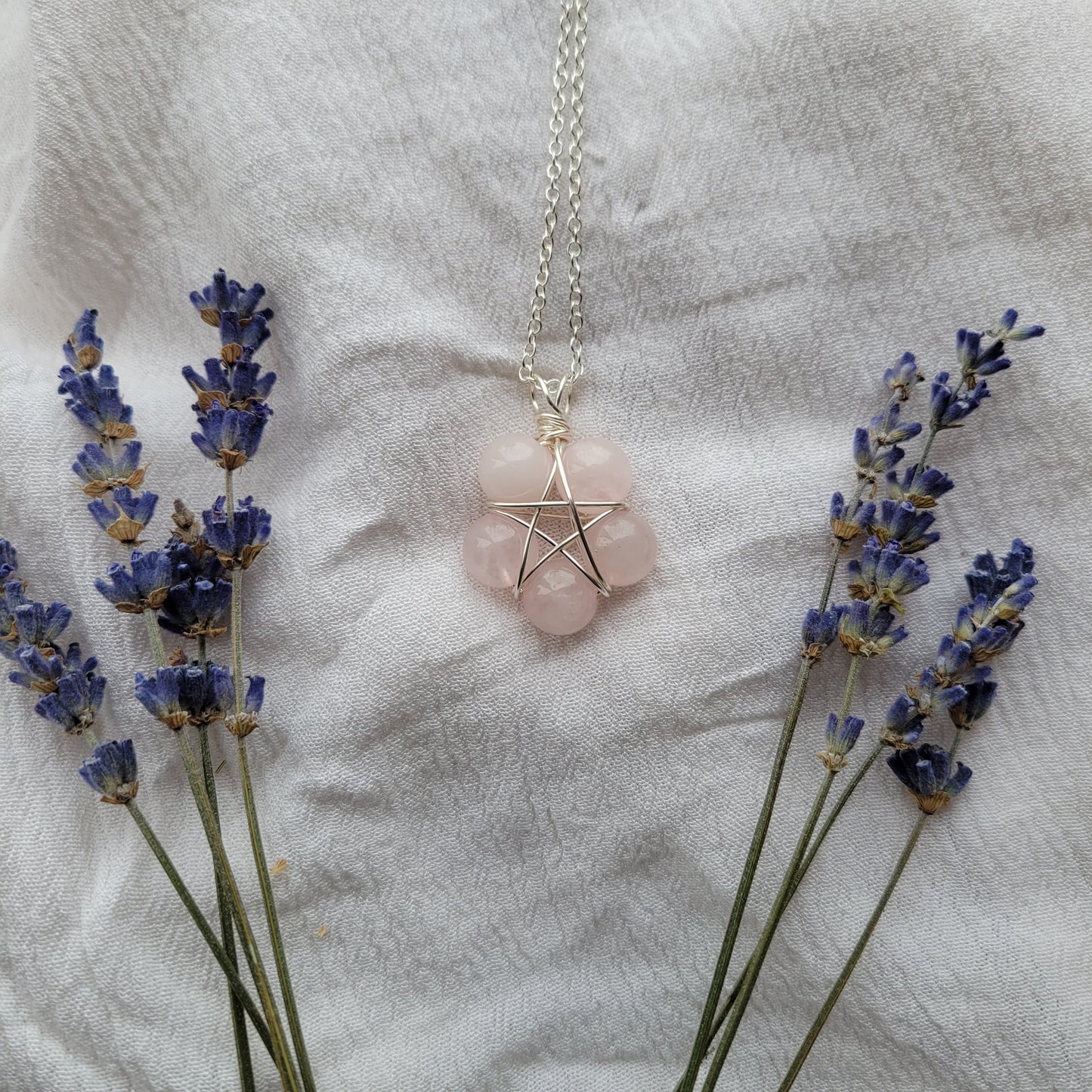 Rose quartz bead necklace